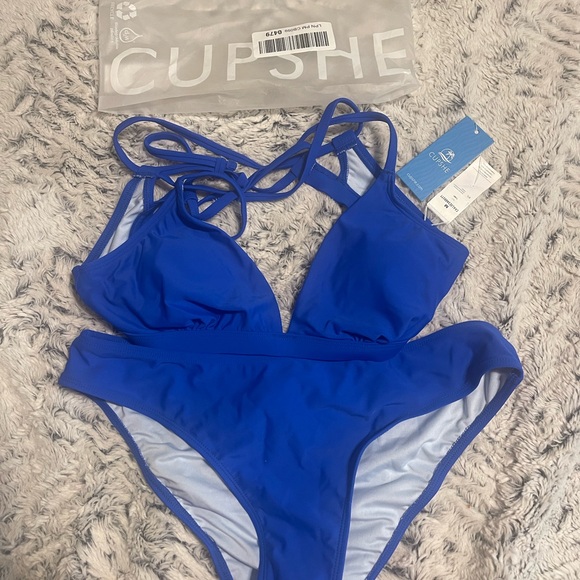 Women Bathing Suits - Picture 8 of 11